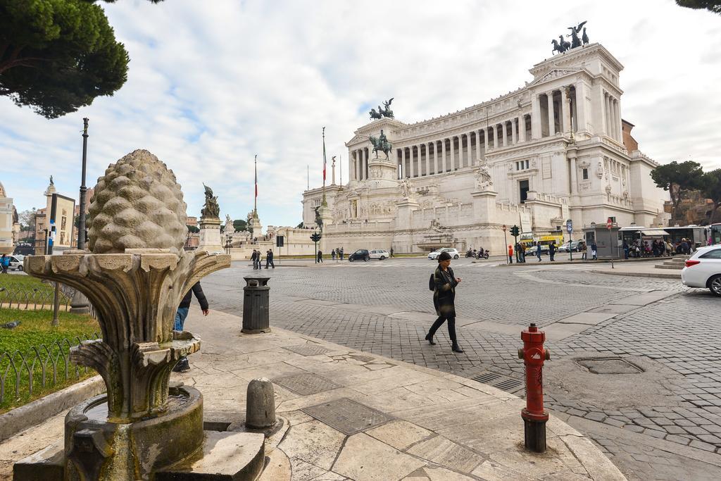 Cs Piazza Venezia Apartment Rzym Zewnętrze zdjęcie